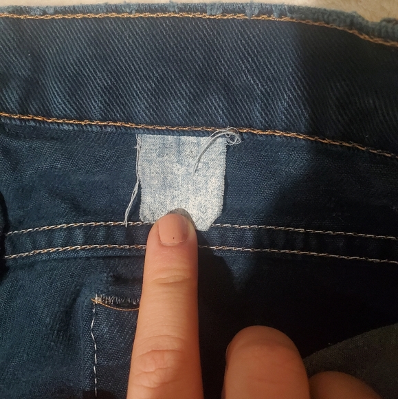 Levi's - Picture 4 of 5